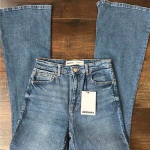 Bershka Women's Wide Leg Jeans in Denim Blue